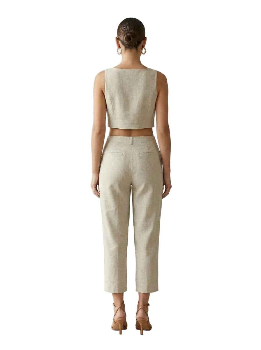 Chaleco crop de lino con botones arena natural