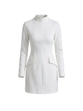 Vestido Mini Estructurado con Cuello Alto Blanco Marfil