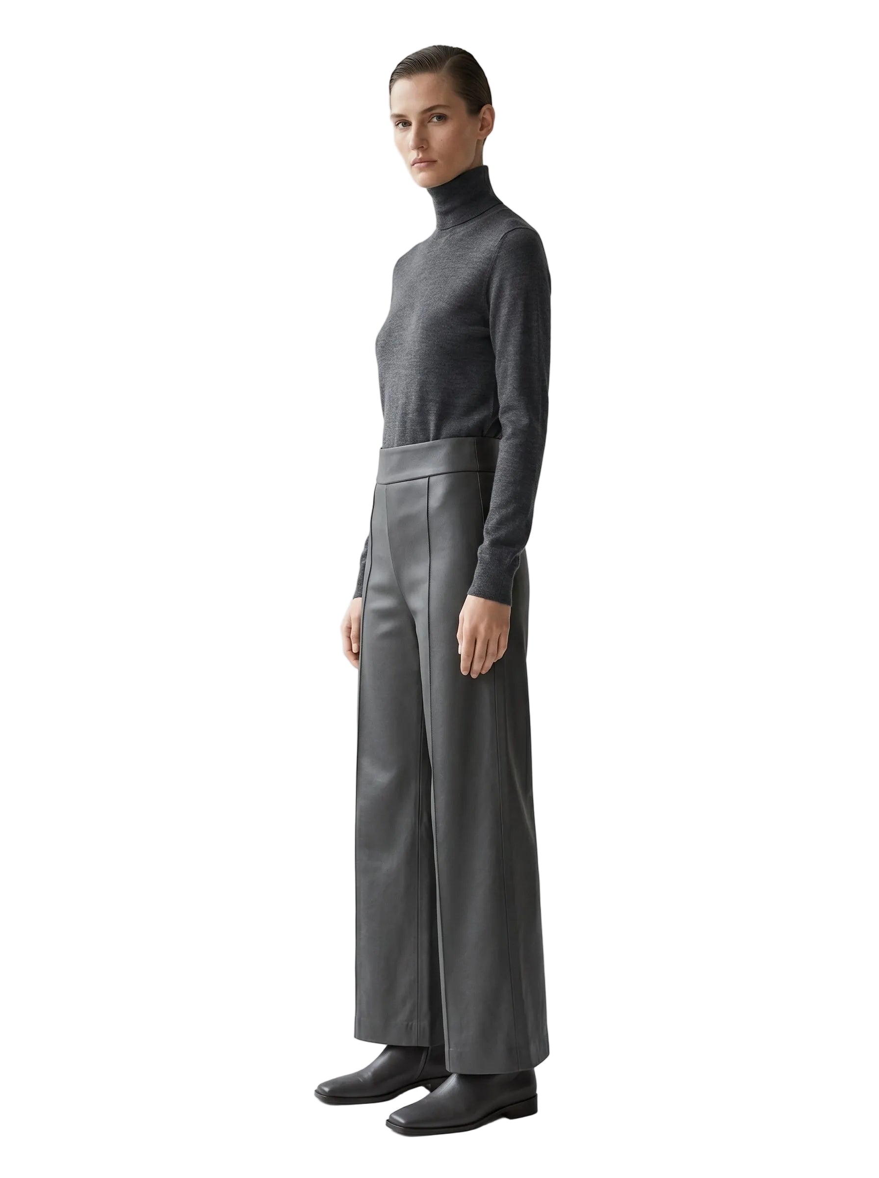 PANTALON RECTO EFECTO CUERO