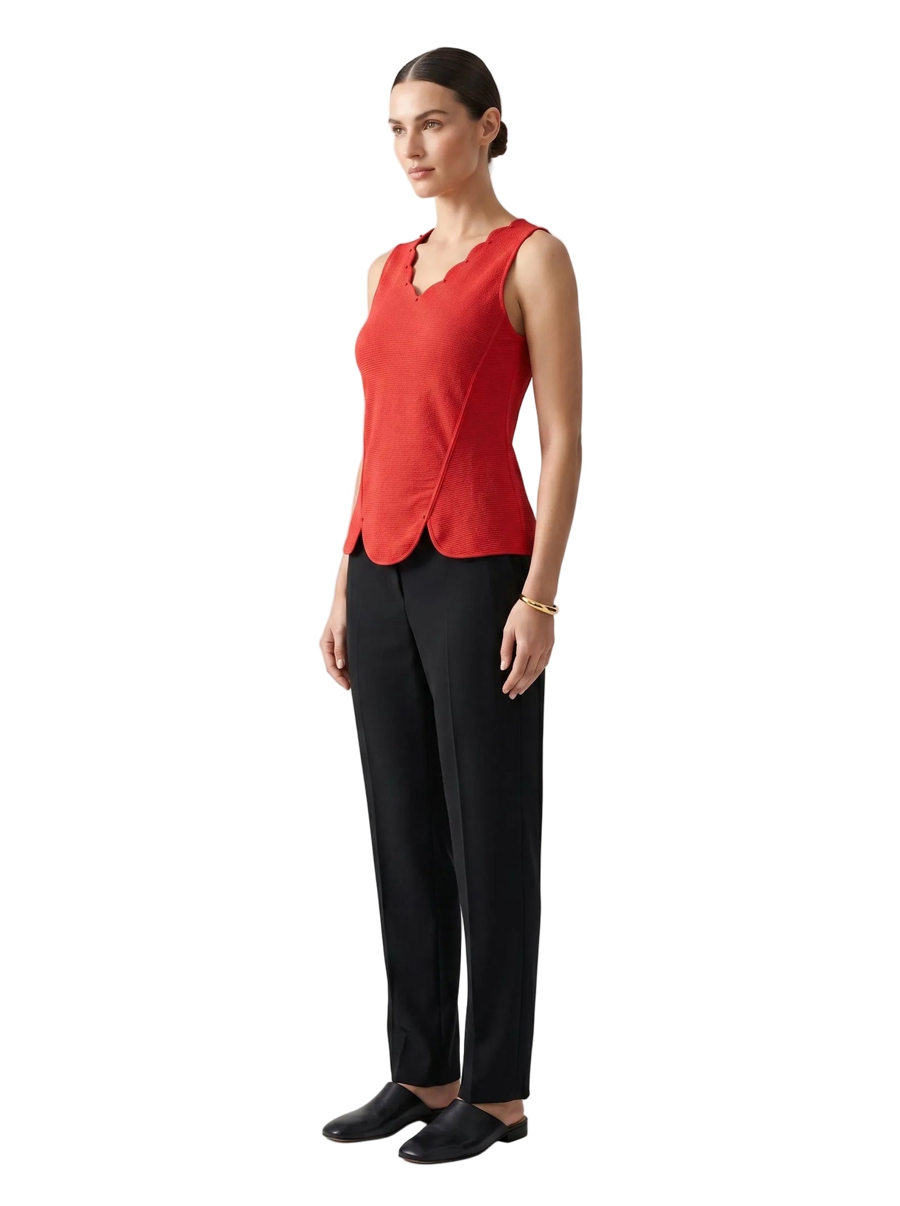 Blusa Roja Festoneada con Perlas