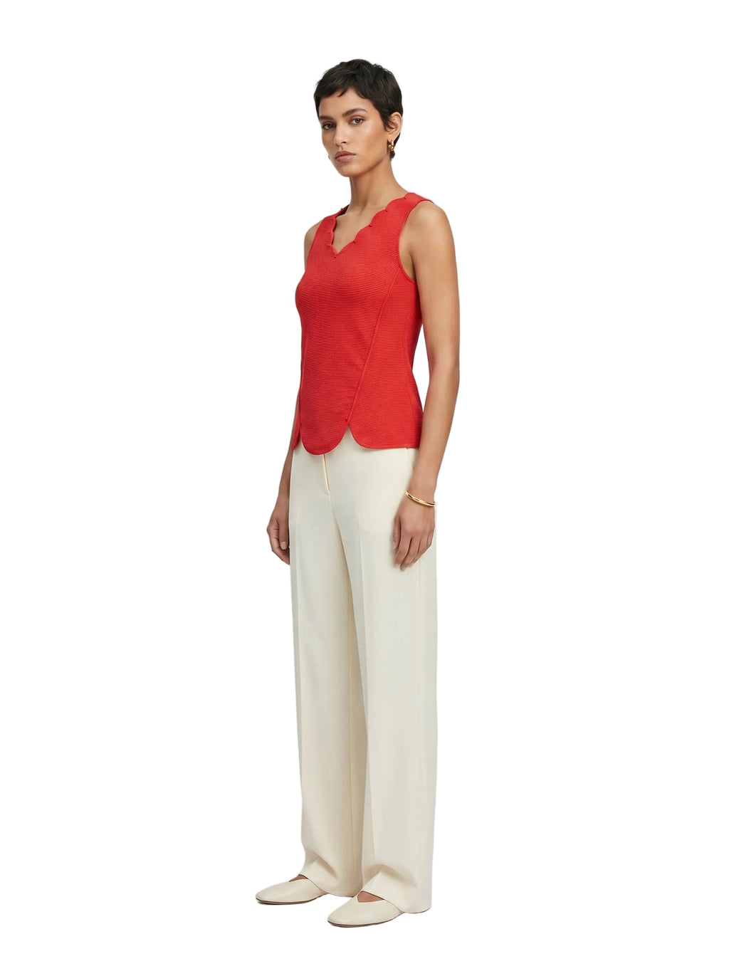 Blusa Roja Festoneada con Perlas