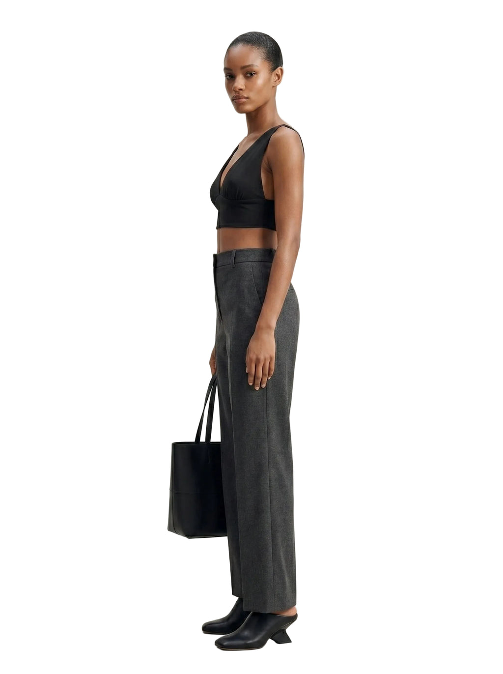 Top crop escote V profundo negro